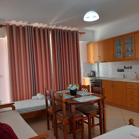 Caldera Vista Apartaments Sarandë Buitenkant foto