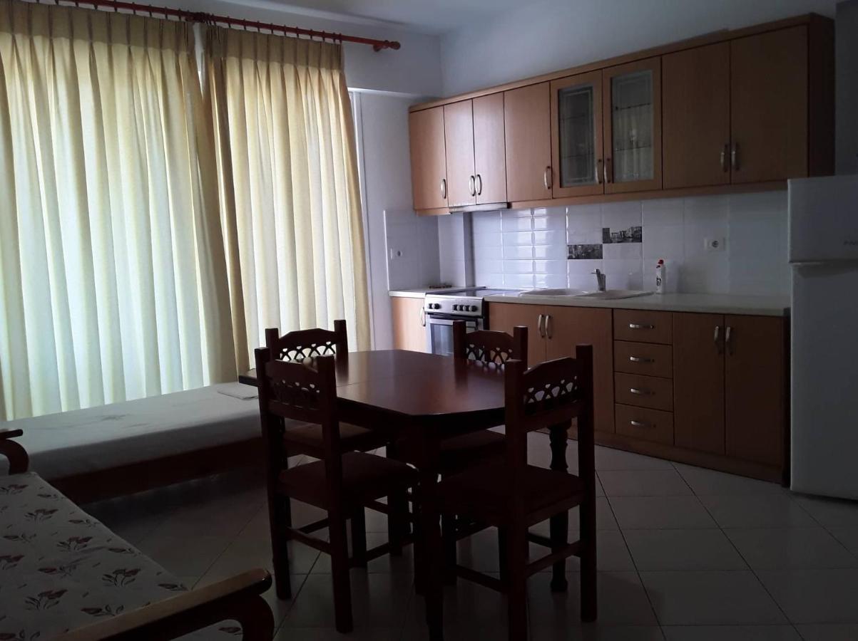 Caldera Vista Apartaments Sarandë Buitenkant foto