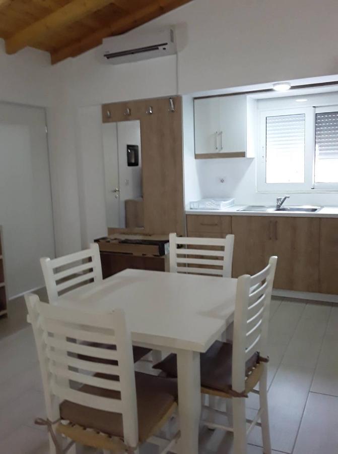 Caldera Vista Apartaments Sarandë Buitenkant foto